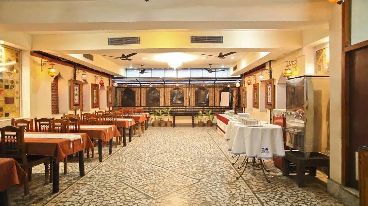 Oyo 9900 Hotel Pioneer Plaza Jodhpur (Rajasthan) Exterior foto
